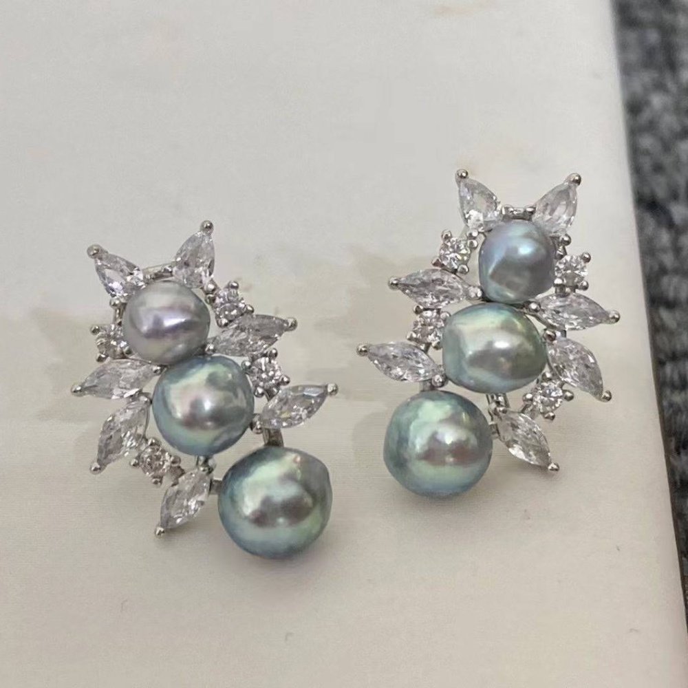 π€ Tahitian Keshi Pearl Stud Earrings - Picture 1 of 2